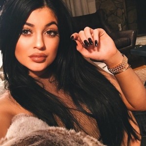 Kylie-Jenner-nude-selfie