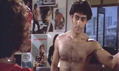 Salman Khan shirtless-Maine Pyar Kiya