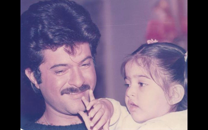anil-kapoor-with-daughter