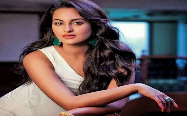 Sonakshi Sinha hottest picture