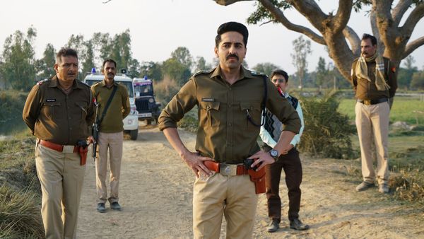 “Article 15” Review: Indeed a Film That Must be Watched by Every Indian